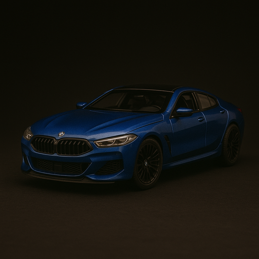1:32 BMW M8 Coupe Diecast